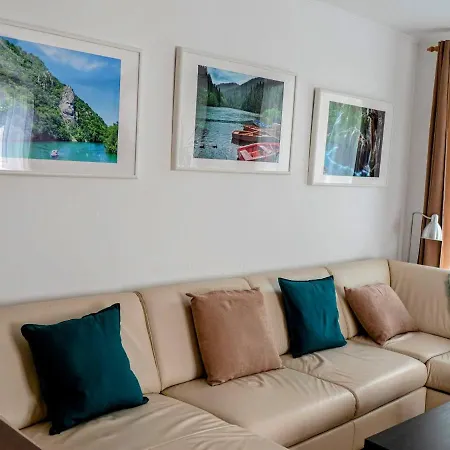 Holiday home Cosy Hideaway