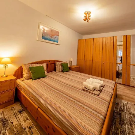 Holiday home Cosy Hideaway *
